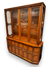 Charger l'image dans la galerie, MCM Kent Coffey Buffet - DeFrenS