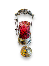 Cargar imagen en el visor de la galería, Cranberry Glass Pickle Decanter - DeFrenS