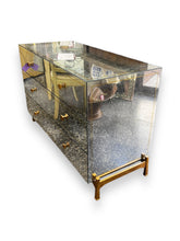 Cargar imagen en el visor de la galería, 4 Drawer Mirror Dresser - DeFrenS