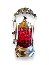 Cargar imagen en el visor de la galería, Cranberry Glass Pickle Decanter - DeFrenS