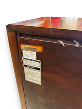 Cargar imagen en el visor de la galería, Thomasville Side Drum Table - DeFrenS