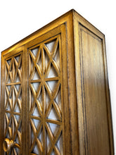 Cargar imagen en el visor de la galería, Mid-Century Armoire - DeFrenS