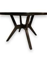 Carica l'immagine nel visualizzatore di Gallery, Round Wood Table - DeFrenS