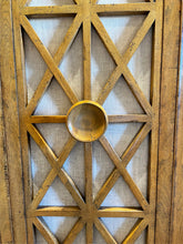 Cargar imagen en el visor de la galería, Mid-Century Armoire - DeFrenS