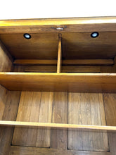 Cargar imagen en el visor de la galería, Mid-Century Armoire - DeFrenS