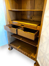 Cargar imagen en el visor de la galería, Mid-Century Armoire - DeFrenS
