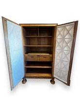 Cargar imagen en el visor de la galería, Mid-Century Armoire - DeFrenS