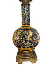 Lade das Bild in den Galerie-Viewer, Glen Earthenware Lamp