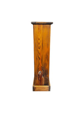 Lade das Bild in den Galerie-Viewer, Wood Shelf w/ Heart