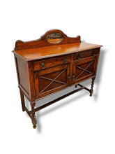 Cargar imagen en el visor de la galería, Oak Sideboard Buffet