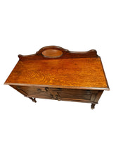 Cargar imagen en el visor de la galería, Oak Sideboard Buffet