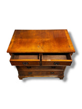 Cargar imagen en el visor de la galería, Wood 5 Drawer Side Table