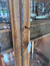 Cargar imagen en el visor de la galería, Vintage Eurpoean Glass Armoire - DeFrenS