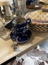 Load image into Gallery viewer, Set of 4 - Blu/Wht Cup&amp;Saucer - DeFrenS
