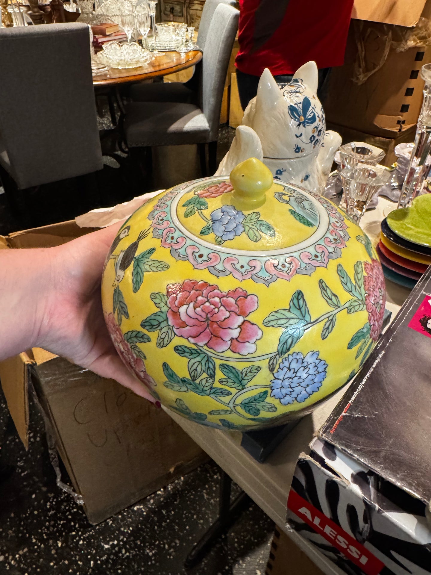 Set of 2 - Yellow Asian Urns