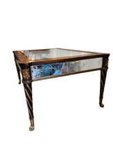 Carica l'immagine nel visualizzatore di Gallery, Mirrored Coffee Table w/ Feet
