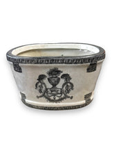 Lade das Bild in den Galerie-Viewer, Antique Chinoiserie Koi Pot
