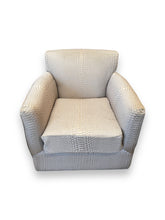 Carica l&#39;immagine nel visualizzatore di Gallery, Grey Swivel Armchair
