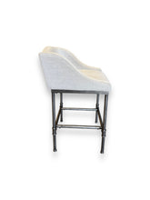 Carica l&#39;immagine nel visualizzatore di Gallery, Counter Chair - Hillsdale Furniture
