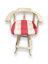 Carica l&#39;immagine nel visualizzatore di Gallery, White Wood Bar Seat with Red &amp; White Cushion - DeFrenS
