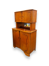 Lade das Bild in den Galerie-Viewer, 2 Piece Antique Hutch - DeFrenS
