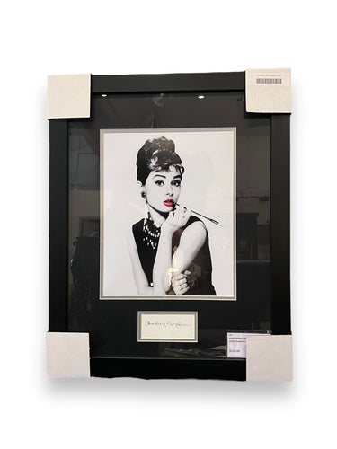 Audrey Hepburn Memorabilia Red Lips, Sm - DeFrenS