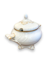 Lade das Bild in den Galerie-Viewer, White &amp; Gold Noritake Soup Taureen - DeFrenS
