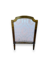 Cargar imagen en el visor de la galería, French Wingback Chair
