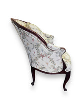 Charger l&#39;image dans la galerie, St of 2 - Butterfly Chairs w/ Pillows - DeFrenS
