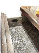 Cargar imagen en el visor de la galería, Hooker Mirrored Table - DeFrenS
