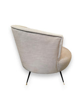 Carica l&#39;immagine nel visualizzatore di Gallery, Light Grey Accent Chair - DeFrenS
