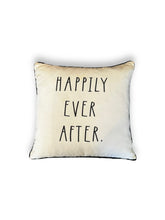 Lade das Bild in den Galerie-Viewer, Phrase Pillow - DeFrenS
