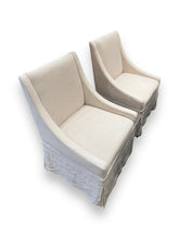Charger l&#39;image dans la galerie, Set of 2 - Linen Chairs - DeFrenS
