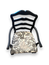 Charger l&#39;image dans la galerie, Set of 2 - French Ladder Back Chairs - DeFrenS
