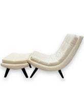 Charger l&#39;image dans la galerie, Set of 2 - Classic White Lounge Chair &amp; Ottoman - DeFrenS
