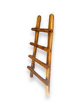 Lade das Bild in den Galerie-Viewer, Wooden Display Ladder - DeFrenS
