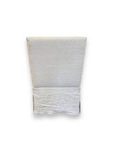 Charger l&#39;image dans la galerie, Set of 2 - Linen Chairs - DeFrenS
