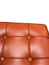 Cargar imagen en el visor de la galería, Brown leather chaise lounge chair on a white background
