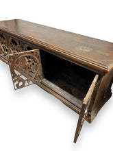 Carica l&#39;immagine nel visualizzatore di Gallery, Wood Bench with Metal Filigree Doors for Storage - DeFrenS
