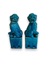 Cargar imagen en el visor de la galería, Set of 2 - Foo dog Statue - DeFrenS
