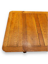 Cargar imagen en el visor de la galería, Oak Two Leaf Table - DeFrenS
