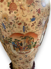 Load image into Gallery viewer, Large Chinese Urn 2 - DeFrenS
