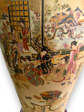 Load image into Gallery viewer, Large Chinese Urn 2 - DeFrenS
