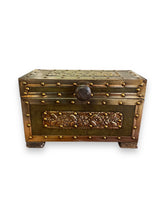 Lade das Bild in den Galerie-Viewer, Rectangle Wood/Iron Box - DeFrenS
