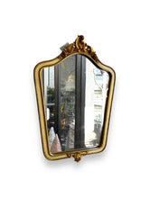 Carica l&#39;immagine nel visualizzatore di Gallery, Mirror with Gold Frame - DeFrenS
