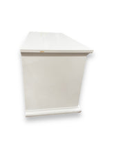 Charger l&#39;image dans la galerie, Wht Desk w/ 3 Drawers - DeFrenS
