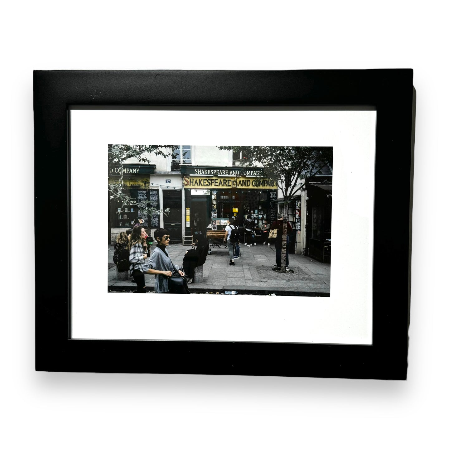 Shakespeare & Company Framed Photo - DeFrenS