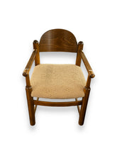 Cargar imagen en el visor de la galería, Mid Century Design Chair - Sheepskin Seat - DeFrenS
