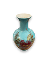 Carica l&#39;immagine nel visualizzatore di Gallery, Antique Chinese Vase
