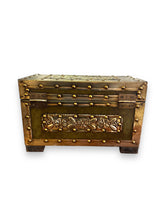 Lade das Bild in den Galerie-Viewer, Rectangle Wood/Iron Box - DeFrenS
